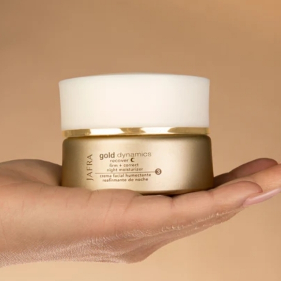 JAFRA Gold Dynamics Firm + Correct Night Moisturizer - Picture 1 of 6